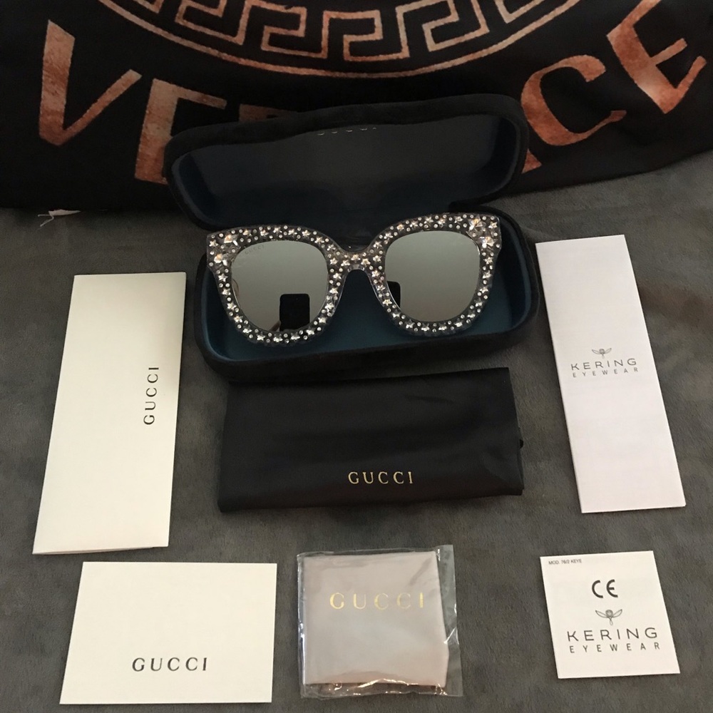 Sunglasses Gucci
